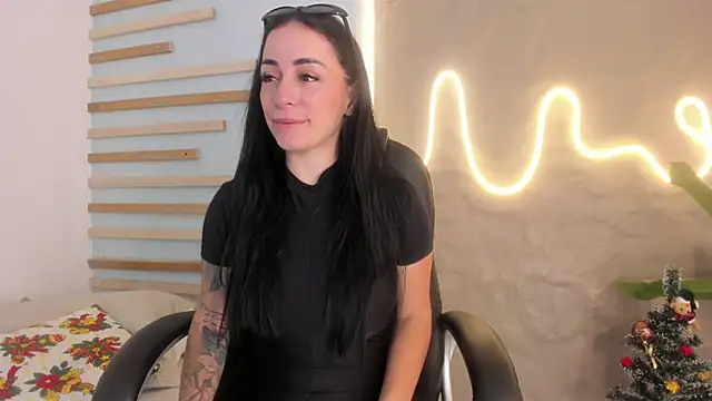 Snapshot of Sofia__rivera chatting on December 15, 2024, 4:59 pm Sofia rivera online show from December 15, 2024, 4:59 pm