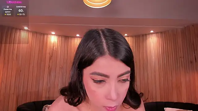 ValeriaVelvet online show from December 17, 2025, 12:22 pm