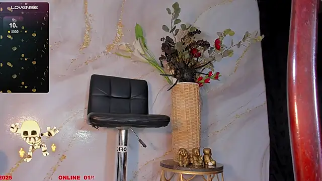 Karla-Ebony online show from November 1, 2025, 9:17 pm