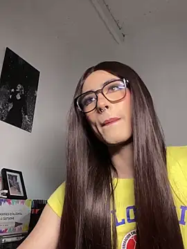 JESSI NAOMI online show from April 8, 2026, 1:16 am