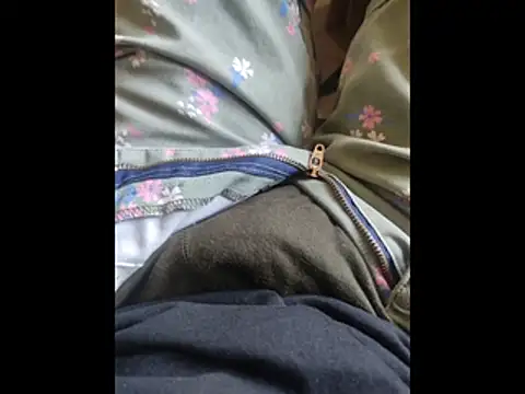 boy BeardGallery online show from December 18, 2025, 5:24 am