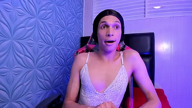 Snapshot of Milk_max_18 chatting on October 25, 2025, 10:04 pm Milk max 18 online show from October 25, 2025, 10:04 pm