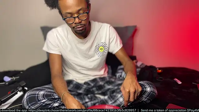 MobyDxck online show from April 3, 2026, 11:08 am