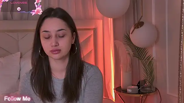 MaryReel online show from November 4, 2025, 9:08 am