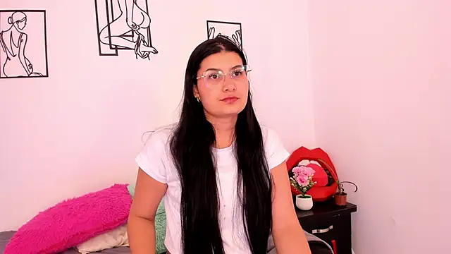 Snapshot of cloehonney chatting on February 17, 2026, 7:09 pm cloehonney online show from February 17, 2026, 7:09 pm