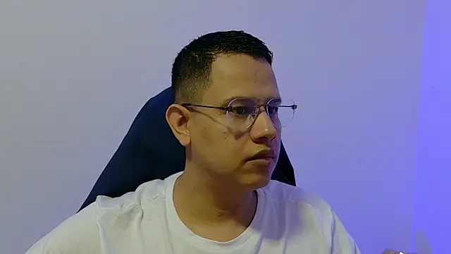 Snapshot of LiamVidal chatting on April 6, 2026, 12:50 pm LiamVidal online show from April 6, 2026, 12:50 pm