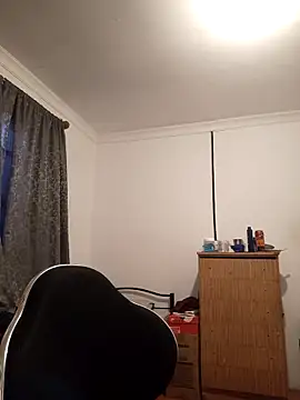 Snapshot of 29YOURZ_28_ chatting on January 15, 2025, 5:37 pm 29YOURZ 28 online show from January 15, 2025, 5:37 pm