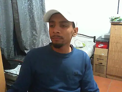Snapshot of 29YOURZ_28_ chatting on September 25, 2025, 5:27 pm 29YOURZ 28 online show from September 25, 2025, 5:27 pm