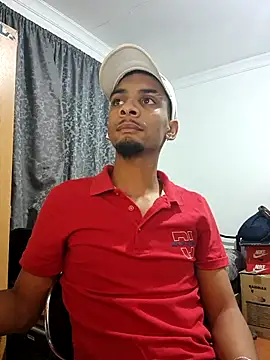 29YOURZ 28  online show from December 3, 2025, 7:56 pm