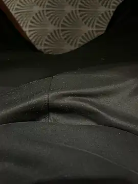 Snapshot of Mxxm3434 chatting on January 2, 2025, 12:02 am Mxxm3434 online show from January 2, 2025, 12:02 am