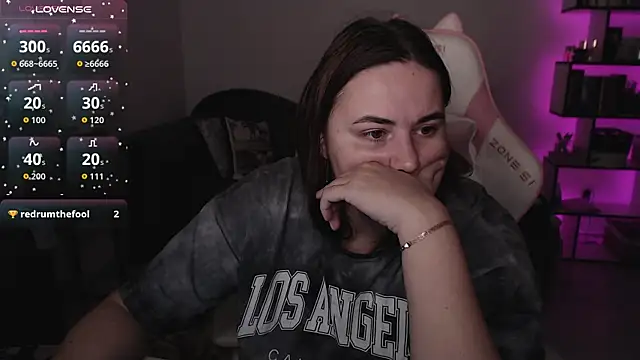 Snapshot of SexyWitch_666 chatting on October 19, 2025, 5:08 am SexyWitch 666 online show from October 19, 2025, 5:08 am