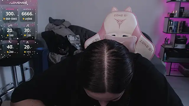 Snapshot of SexyWitch_666 chatting on October 23, 2025, 8:13 am SexyWitch 666 online show from October 23, 2025, 8:13 am