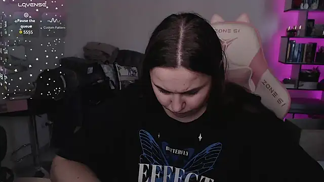 Snapshot of SexyWitch_666 chatting on November 2, 2025, 7:55 am SexyWitch 666 online show from November 2, 2025, 7:55 am