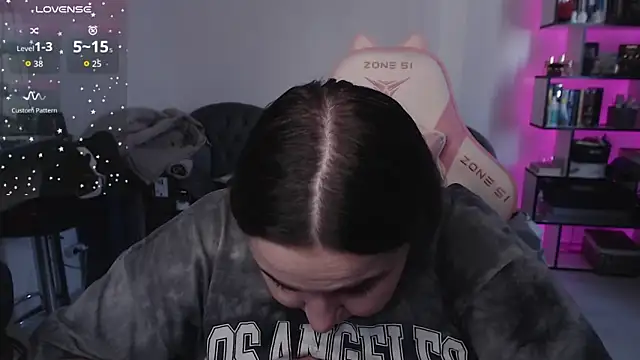 Snapshot of SexyWitch_666 chatting on November 15, 2025, 9:28 am SexyWitch 666 online show from November 15, 2025, 9:28 am