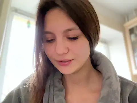 Snapshot of sweety_secret_ chatting on December 18, 2024, 11:34 am sweety secret  online show from December 18, 2024, 11:34 am