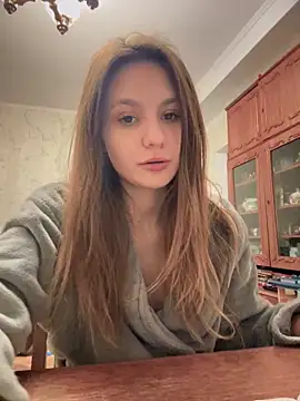 Snapshot of sweety_secret_ chatting on December 23, 2024, 6:27 pm sweety secret  online show from December 23, 2024, 6:27 pm