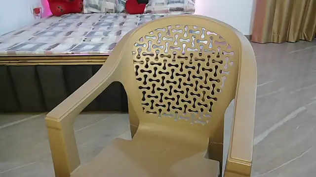 N-Natasha online show from April 15, 2026, 3:52 pm