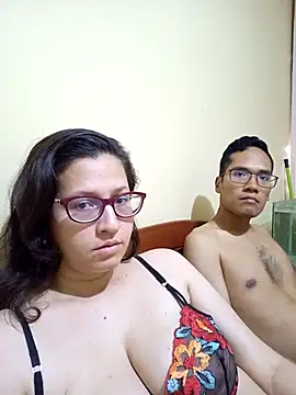 couple orgasm online show from March 20, 2025, 9:35 pm