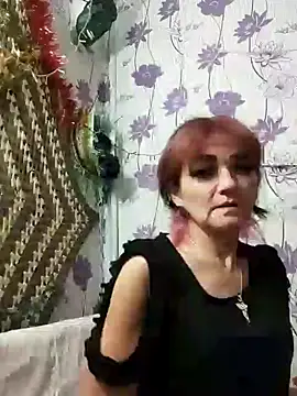 SweetLeila40 online show from December 23, 2024, 2:39 pm