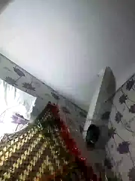 SweetLeila40 online show from December 25, 2024, 4:33 am