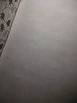 SweetLeila40 online show from December 26, 2024, 2:33 am