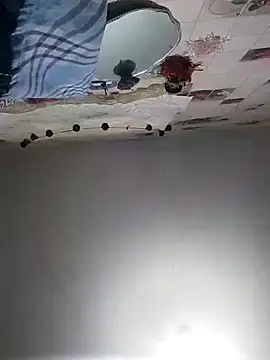 SweetLeila40 online show from April 13, 2026, 7:08 pm