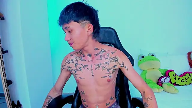 Snapshot of juniior_2311_ chatting on October 25, 2025, 6:02 pm juniior 2311 online show from October 25, 2025, 6:02 pm