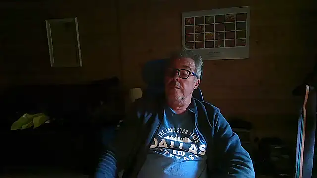 lelohop online show from June 12, 2026, 6:23 am