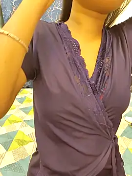 yhona darling online show from November 30, 2025, 12:20 pm