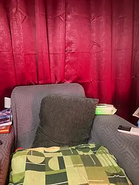 Hot Urvi online show from April 19, 2026, 2:05 pm