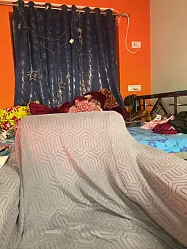Hot Urvi online show from June 6, 2026, 2:55 pm