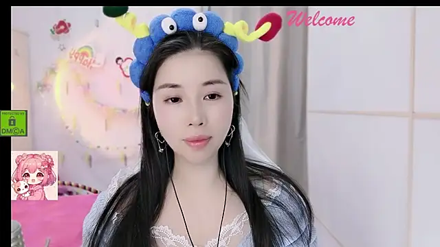 HK angelchloe online show from December 5, 2025, 1:25 am