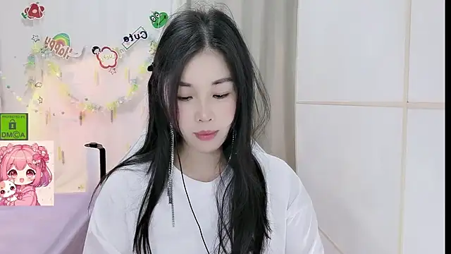 HK angelchloe online show from June 14, 2026, 11:23 am