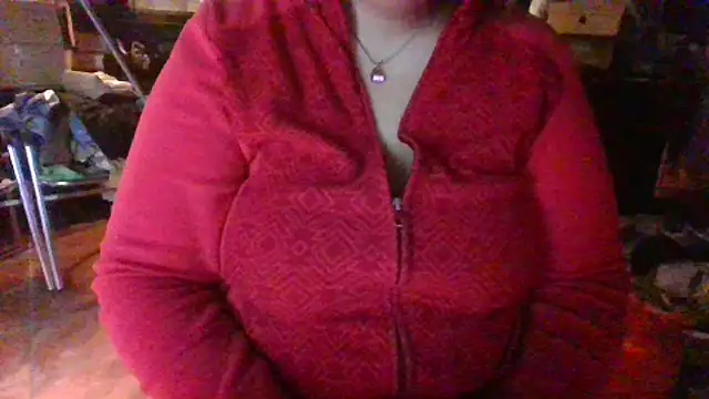 Snapshot of maria38xxx chatting on October 1, 2025, 6:36 pm maria38xxx online show from October 1, 2025, 6:36 pm