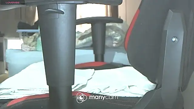 Snapshot of onaho_suki_ chatting on October 18, 2025, 3:42 am onaho suki online show from October 18, 2025, 3:42 am