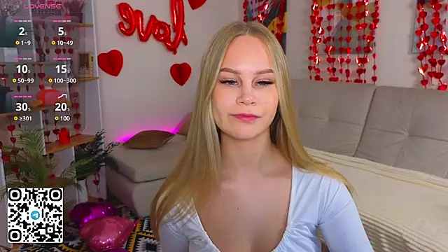 CassieMurr online show from February 21, 2025, 6:18 am