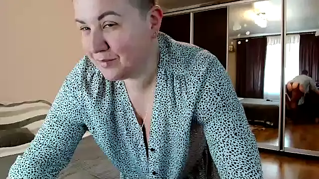 Annet1912 online show from April 5, 2026, 9:39 am