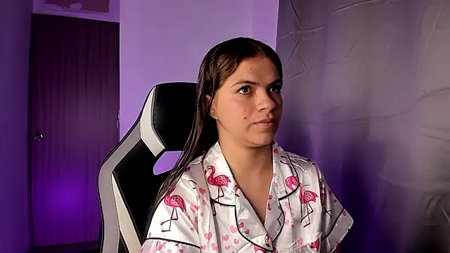 PaigeJayden online show from November 10, 2025, 9:25 pm