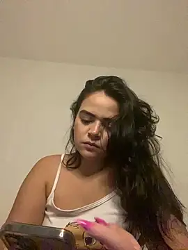 rebeccaareys online show from February 8, 2025, 4:36 am