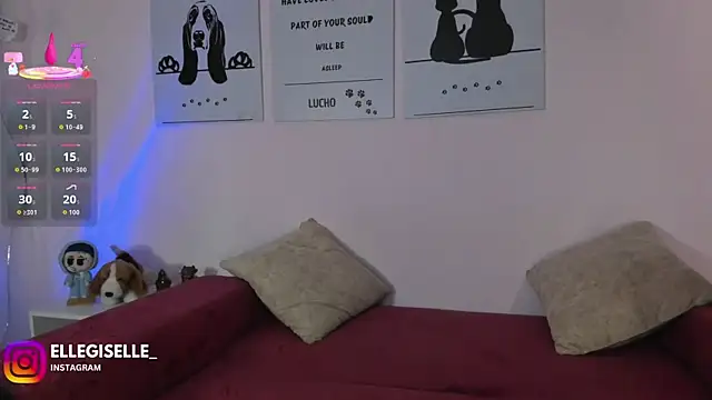 ElleGisellee online show from September 30, 2025, 6:29 am