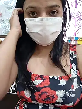 Snapshot of Myloveurvi chatting on January 2, 2025, 8:06 am Myloveurvi online show from January 2, 2025, 8:06 am