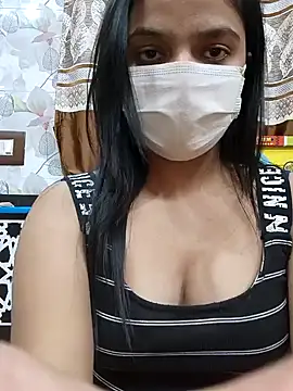 Snapshot of Myloveurvi chatting on January 17, 2025, 2:28 pm Myloveurvi online show from January 17, 2025, 2:28 pm