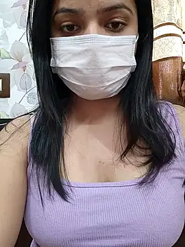 Snapshot of Myloveurvi chatting on February 10, 2025, 7:15 am Myloveurvi online show from February 10, 2025, 7:15 am