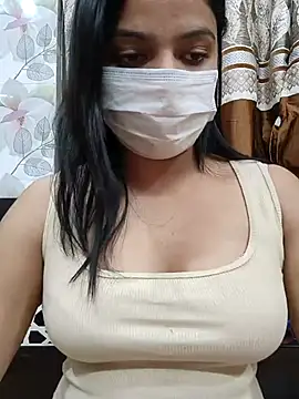 Snapshot of Myloveurvi chatting on February 13, 2025, 4:50 pm Myloveurvi online show from February 13, 2025, 4:50 pm