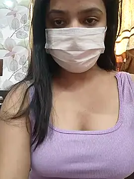 Snapshot of Myloveurvi chatting on February 16, 2025, 10:32 am Myloveurvi online show from February 16, 2025, 10:32 am