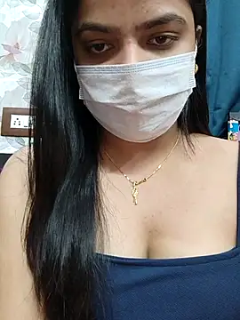 Snapshot of Myloveurvi chatting on September 8, 2025, 2:49 pm Myloveurvi online show from September 8, 2025, 2:49 pm