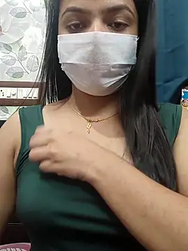 Snapshot of Myloveurvi chatting on September 25, 2025, 12:53 pm Myloveurvi online show from September 25, 2025, 12:53 pm