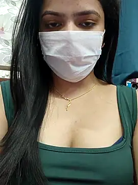 Snapshot of Myloveurvi chatting on September 26, 2025, 9:13 am Myloveurvi online show from September 26, 2025, 9:13 am