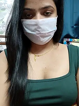 Snapshot of Myloveurvi chatting on September 27, 2025, 7:08 pm Myloveurvi online show from September 27, 2025, 7:08 pm