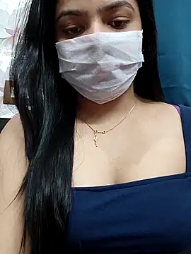 Snapshot of Myloveurvi chatting on November 3, 2025, 1:23 pm Myloveurvi online show from November 3, 2025, 1:23 pm